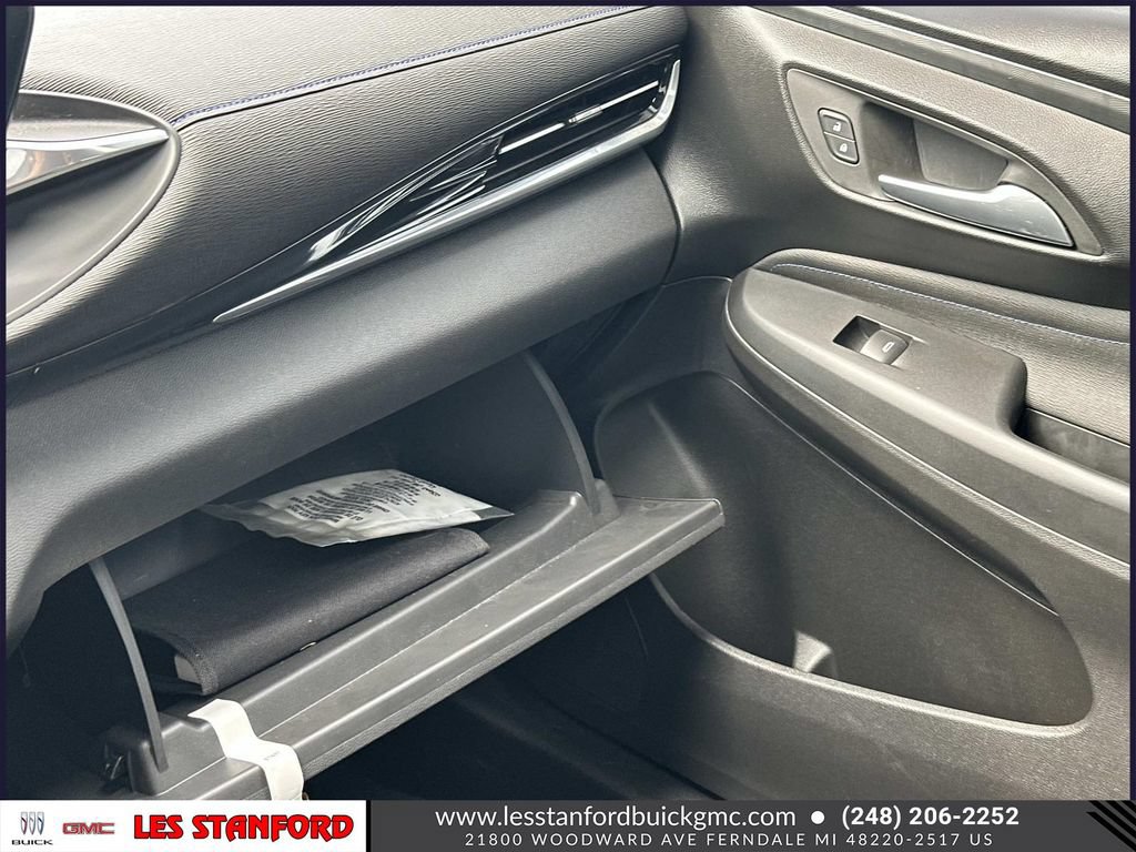 Certified 2024 Buick Envista Sport Touring w/ Convenience I Package FWD image 33
