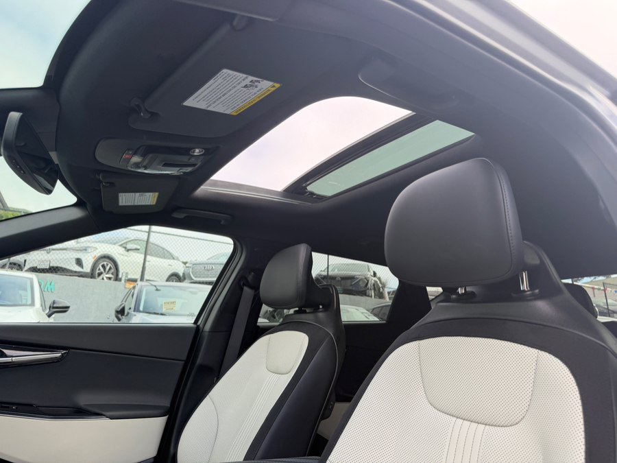 Used 2024 Kia EV6 GT-Line w/ GT-Line White Seat Package AWD/4WD image 21