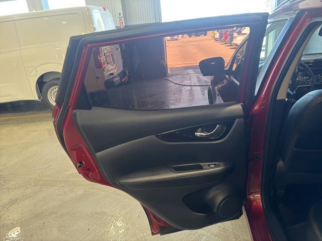 Certified 2022 Nissan Rogue Sport SL w/ Premium Package AWD/4WD image 11