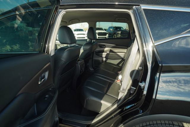 Used 2023 Nissan Murano SV image 14