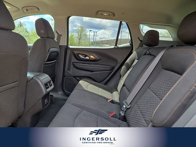 Used 2021 GMC Terrain SLE w/ LPO, Floor Liner Package AWD/4WD image 16