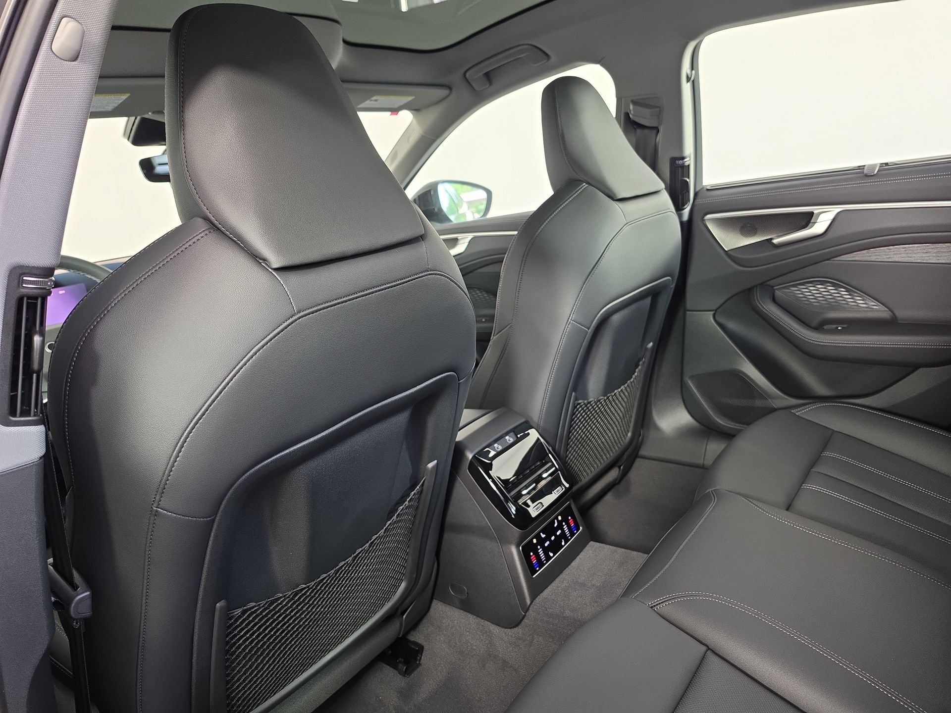 New 2026 Audi A6 Prestige AWD/4WD image 33