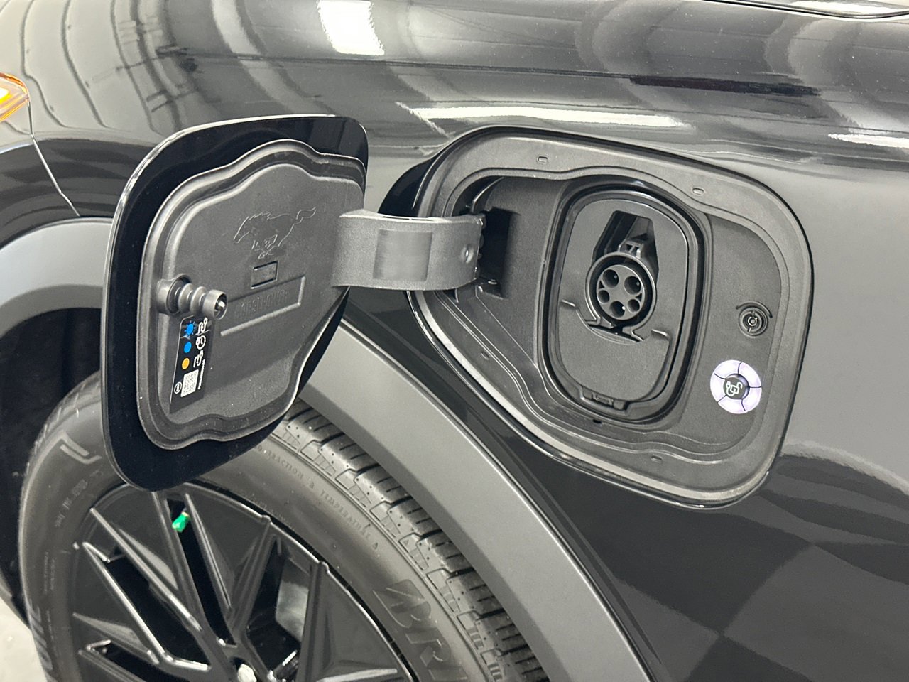 New 2025 Ford Mustang Mach-E Select w/ Comfort Package Lite image 13