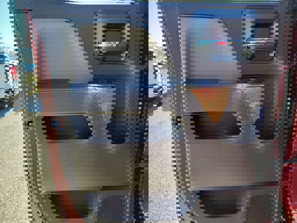 Certified 2017 GMC Sierra 1500 SLT w/ SLT Premium Package image 10