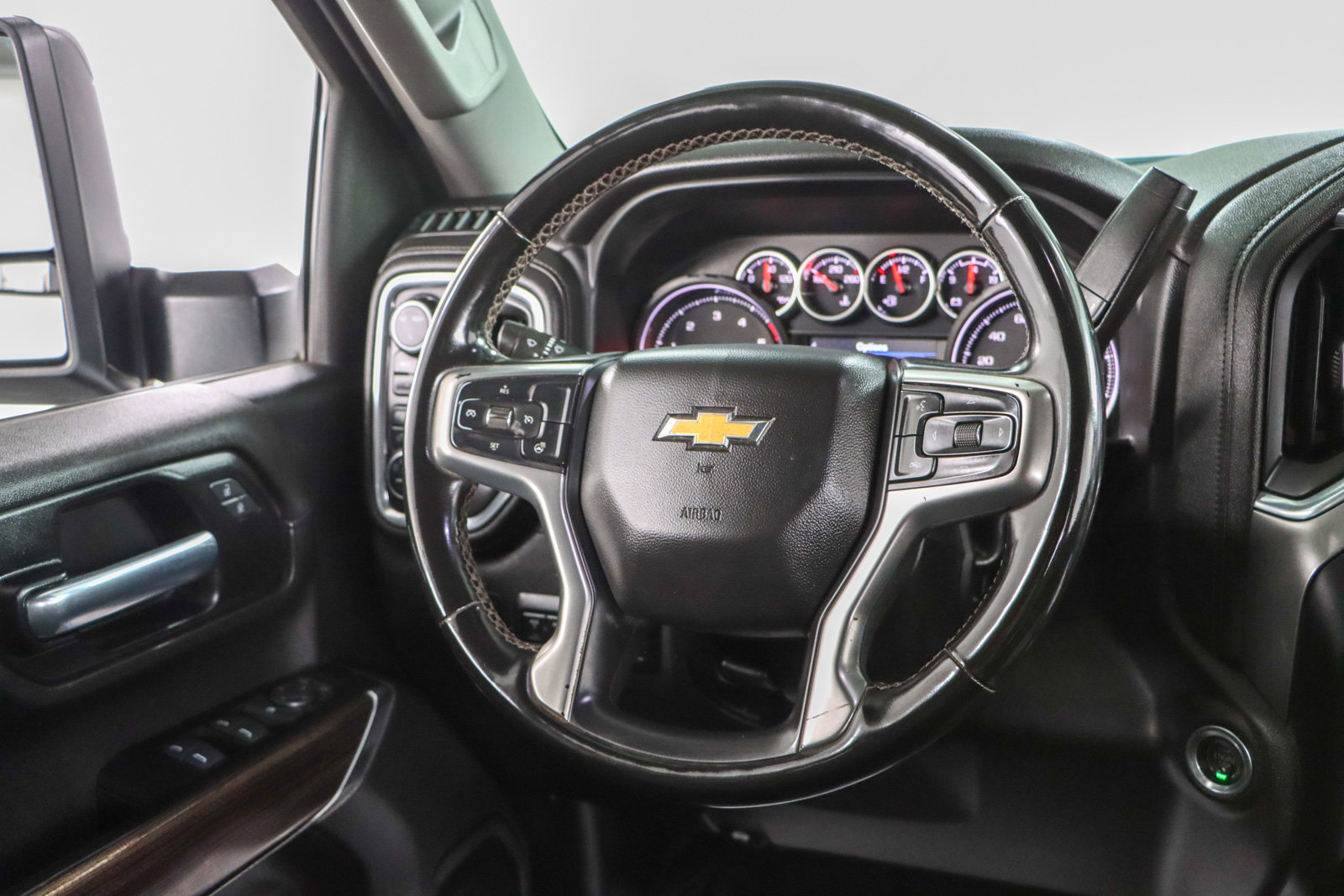 Used 2023 Chevrolet Silverado 3500 LT w/ Convenience Package AWD/4WD image 13