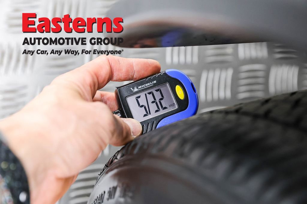 Used 2023 Nissan Kicks SR w/ SR Premium Package image 30