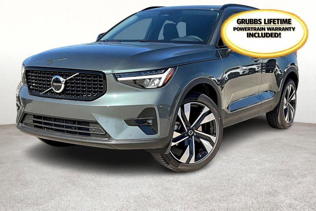 New 2026 Volvo XC40 B4 Plus w/ Protection Package Premier image 2