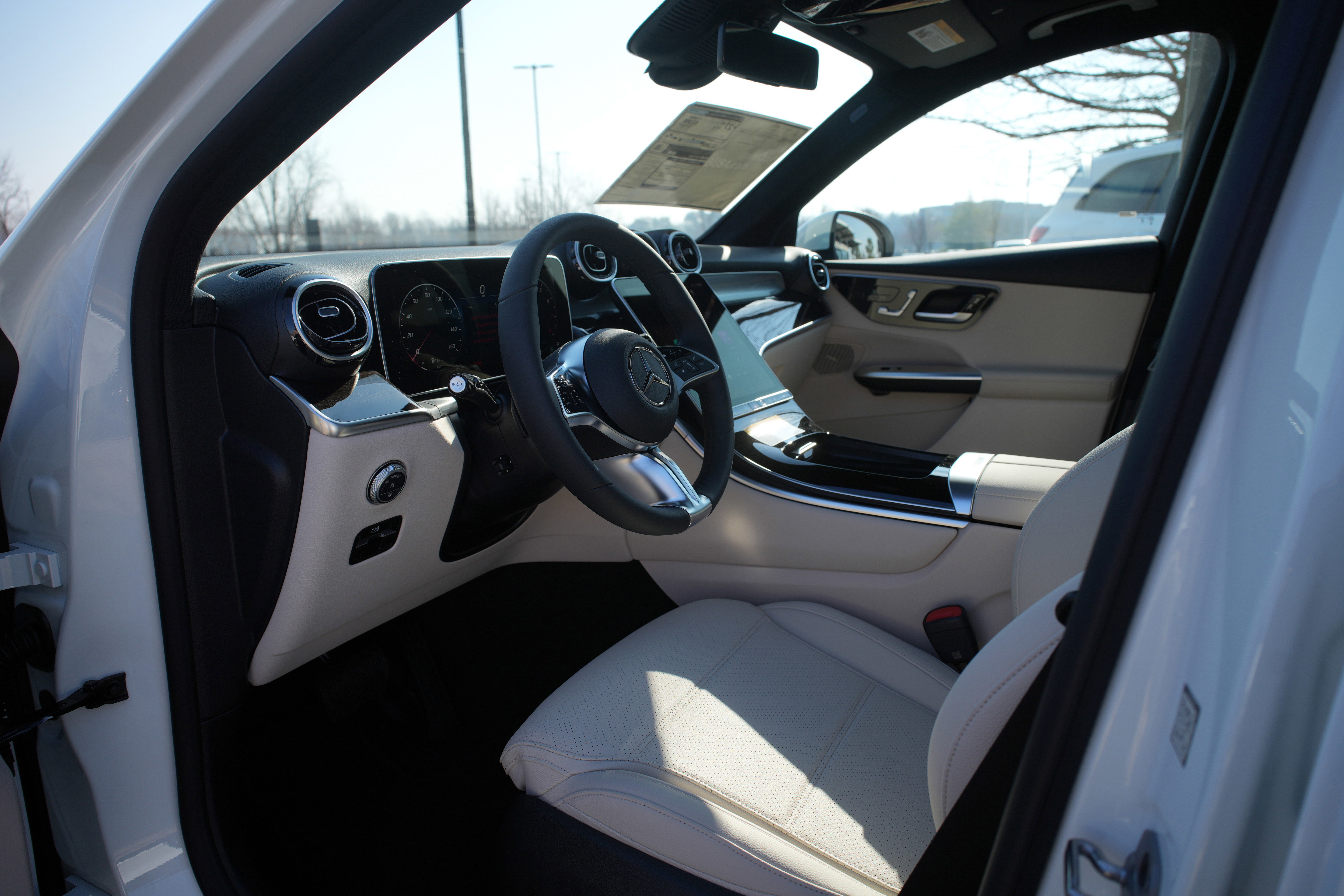 New 2026 Mercedes-Benz GLC 300 image 13