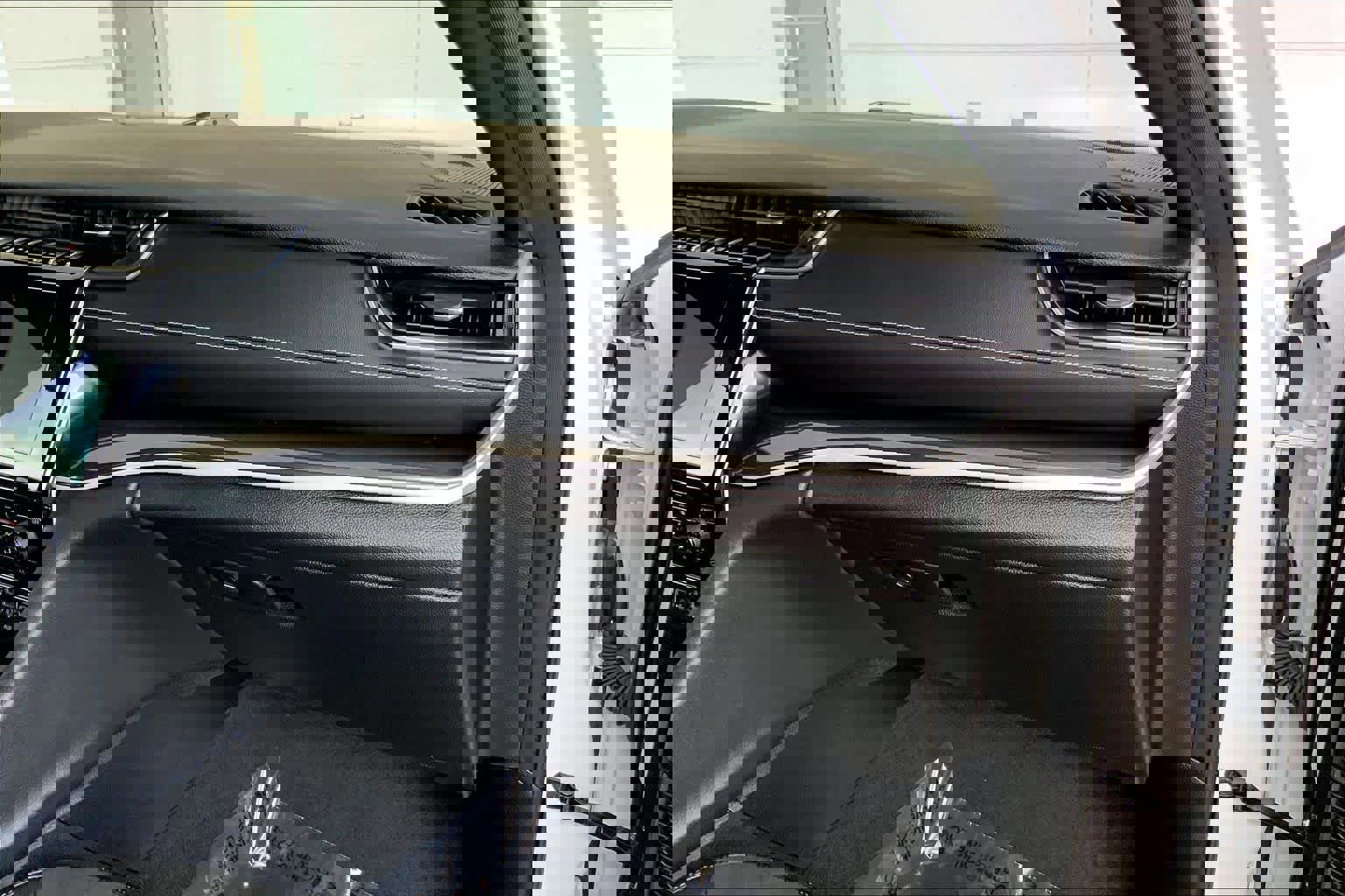 Used 2023 Jeep Grand Cherokee Altitude image 18