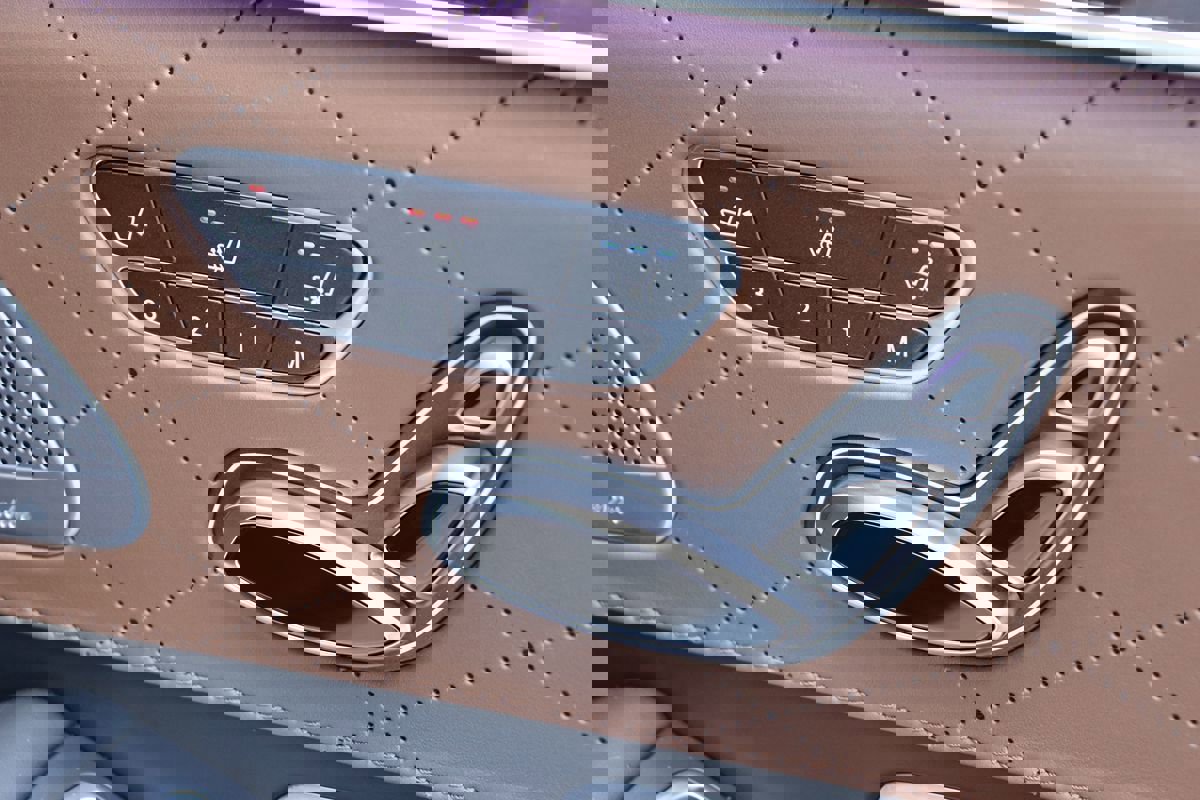 Used 2018 Mercedes-Benz S 560 4MATIC Sedan image 50