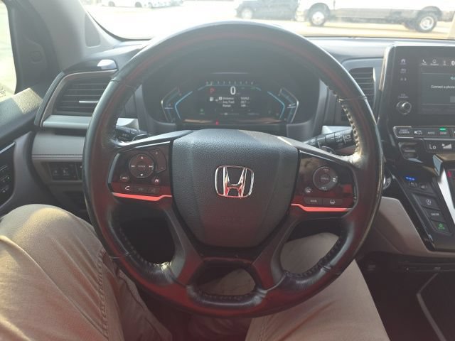 Used 2018 Honda Odyssey Elite image 16