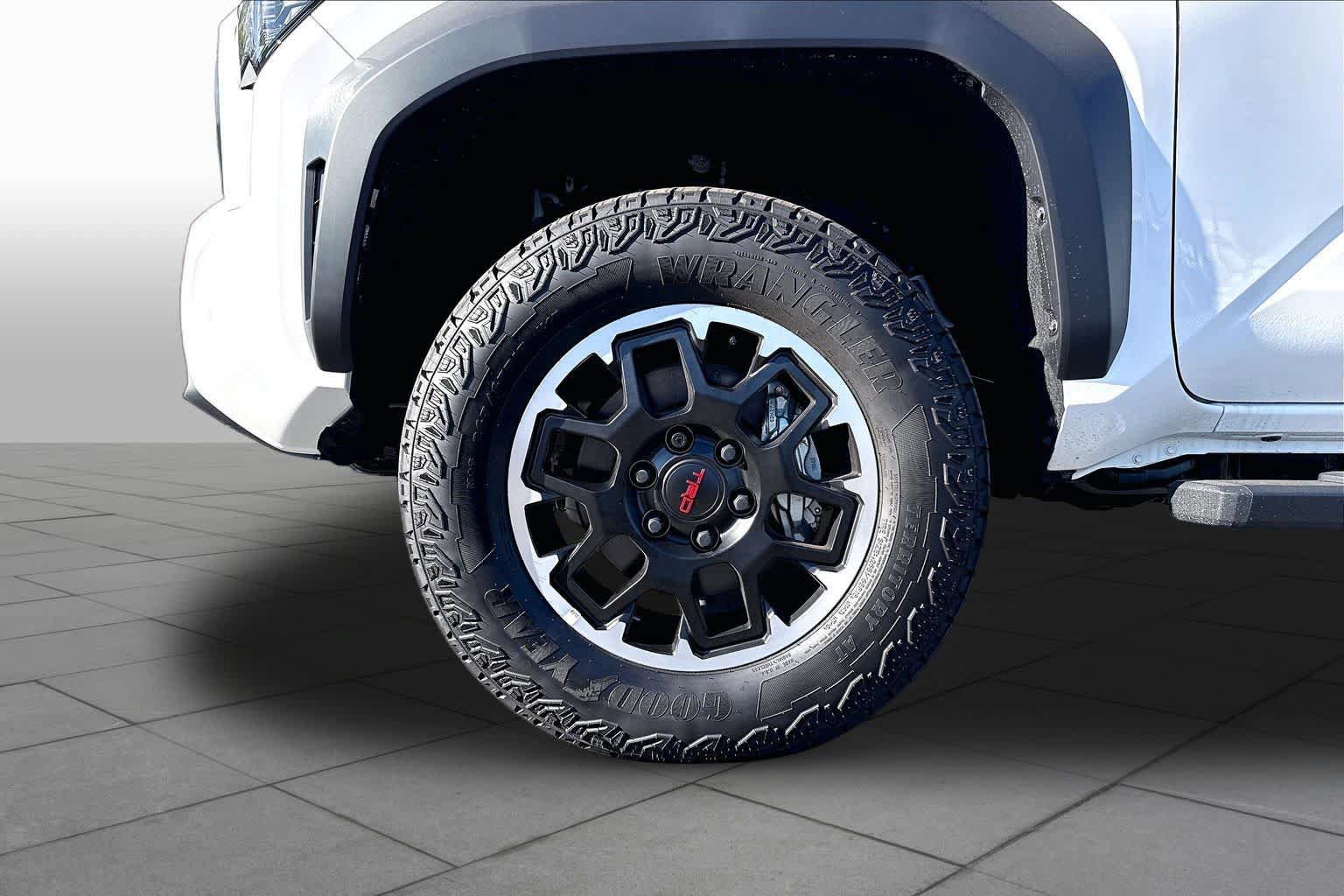 New 2026 Toyota Tacoma TRD Off-Road AWD/4WD image 11