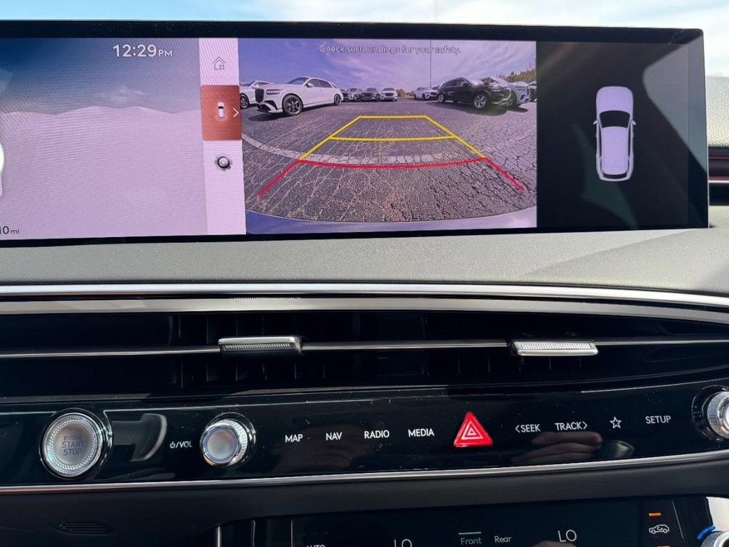 New 2026 Genesis GV70 2.5T Select image 18