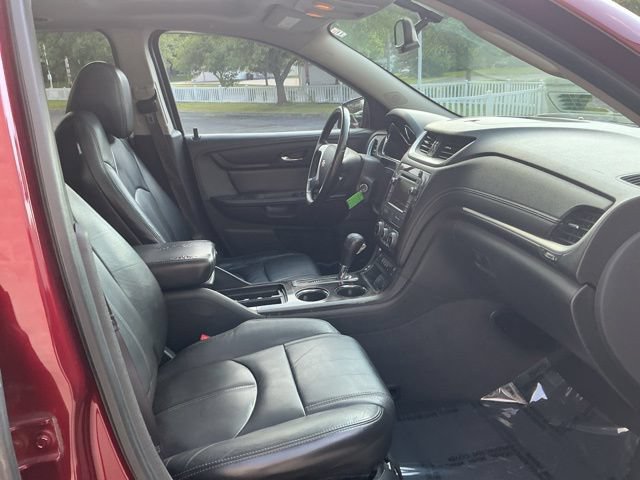 Used 2015 Chevrolet Traverse LT FWD image 28