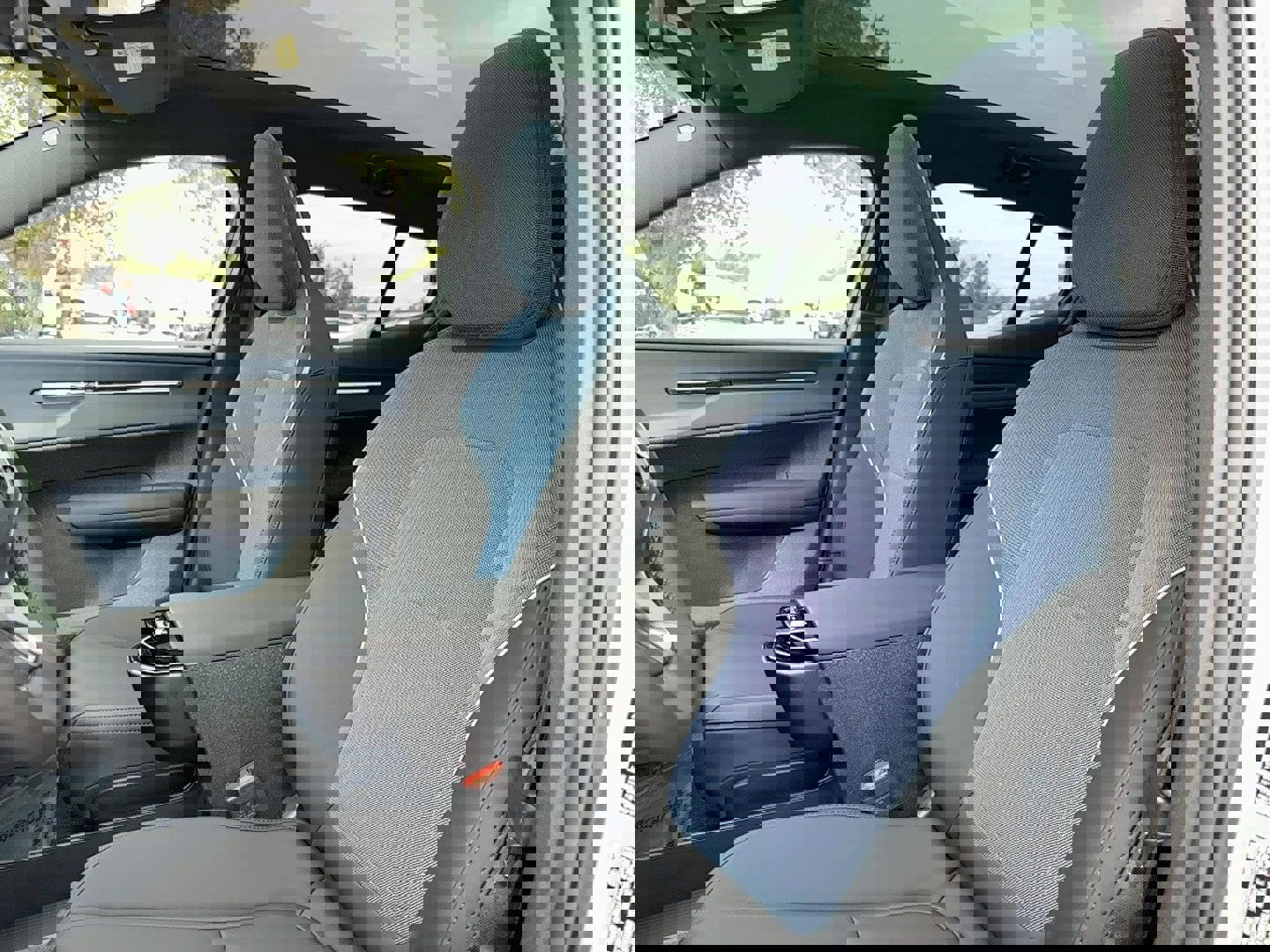 New 2026 Volvo EX30 Ultra image 12