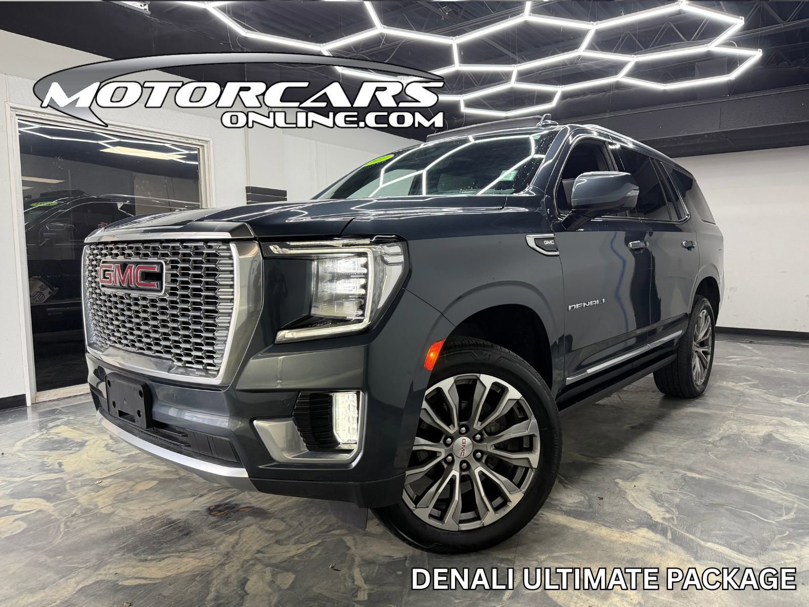 Used 2021 GMC Yukon Denali w/ Denali Premium Package image 1