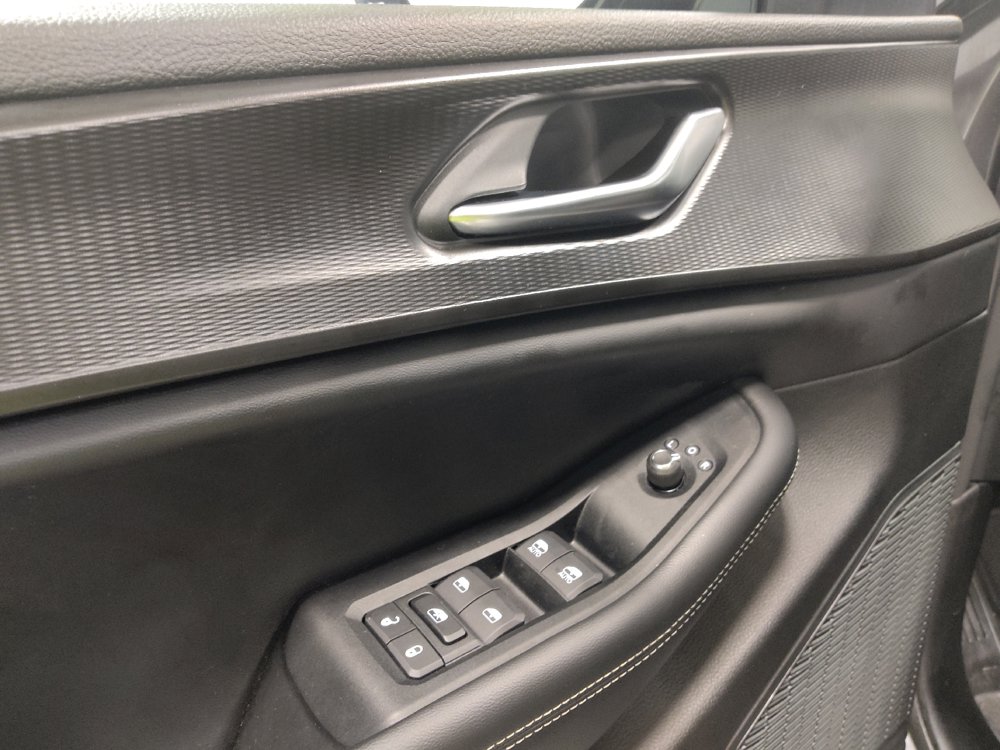 Used 2023 Jeep Grand Cherokee Altitude AWD/4WD image 27