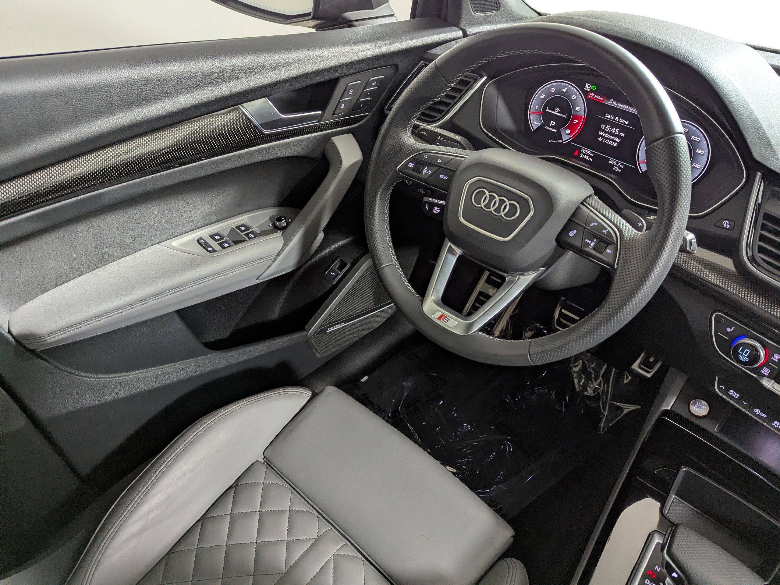 Certified 2025 Audi SQ5 Premium Plus w/ Premium Plus Package image 8