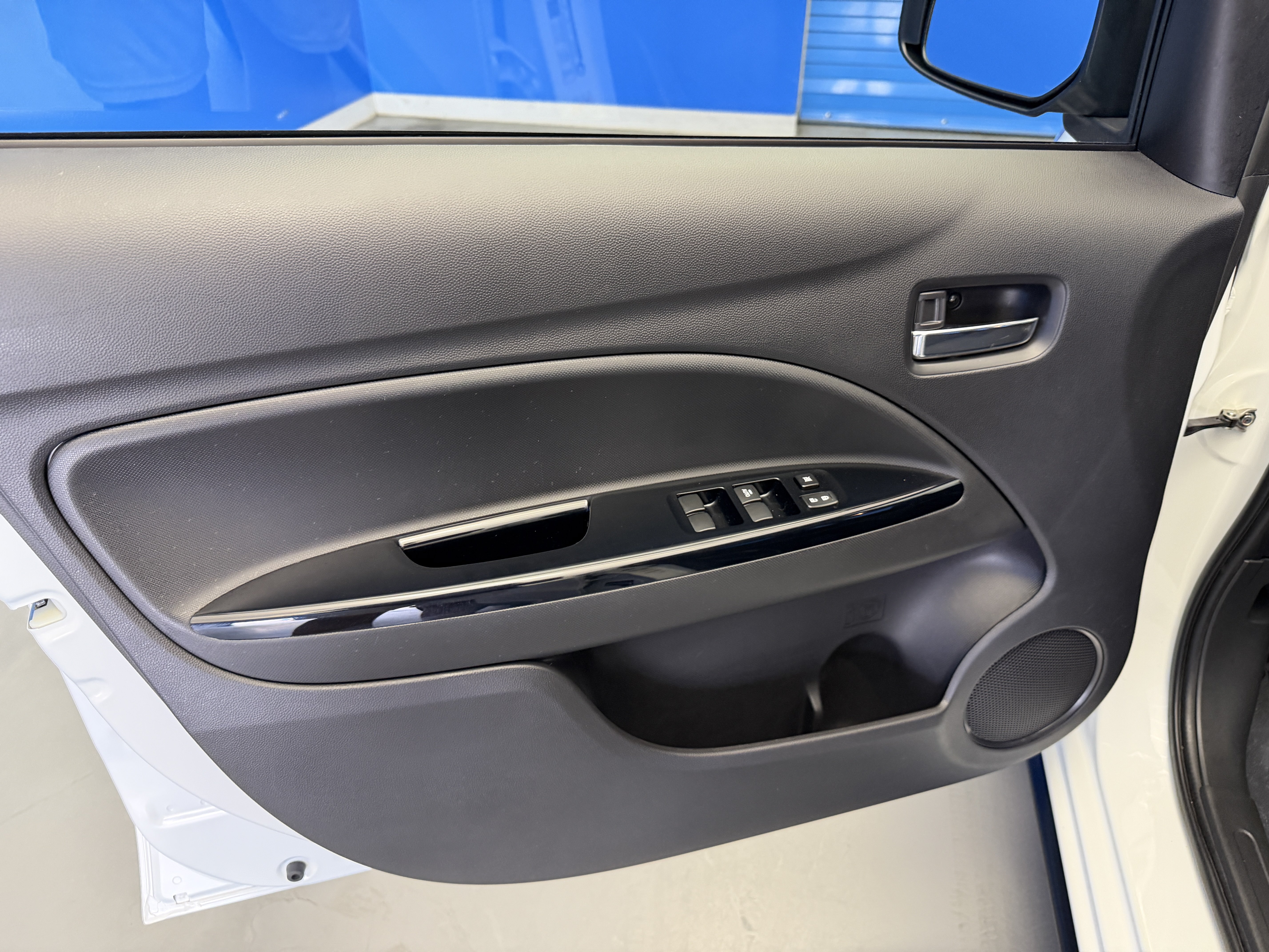 Used 2018 Mitsubishi Mirage SE FWD image 9