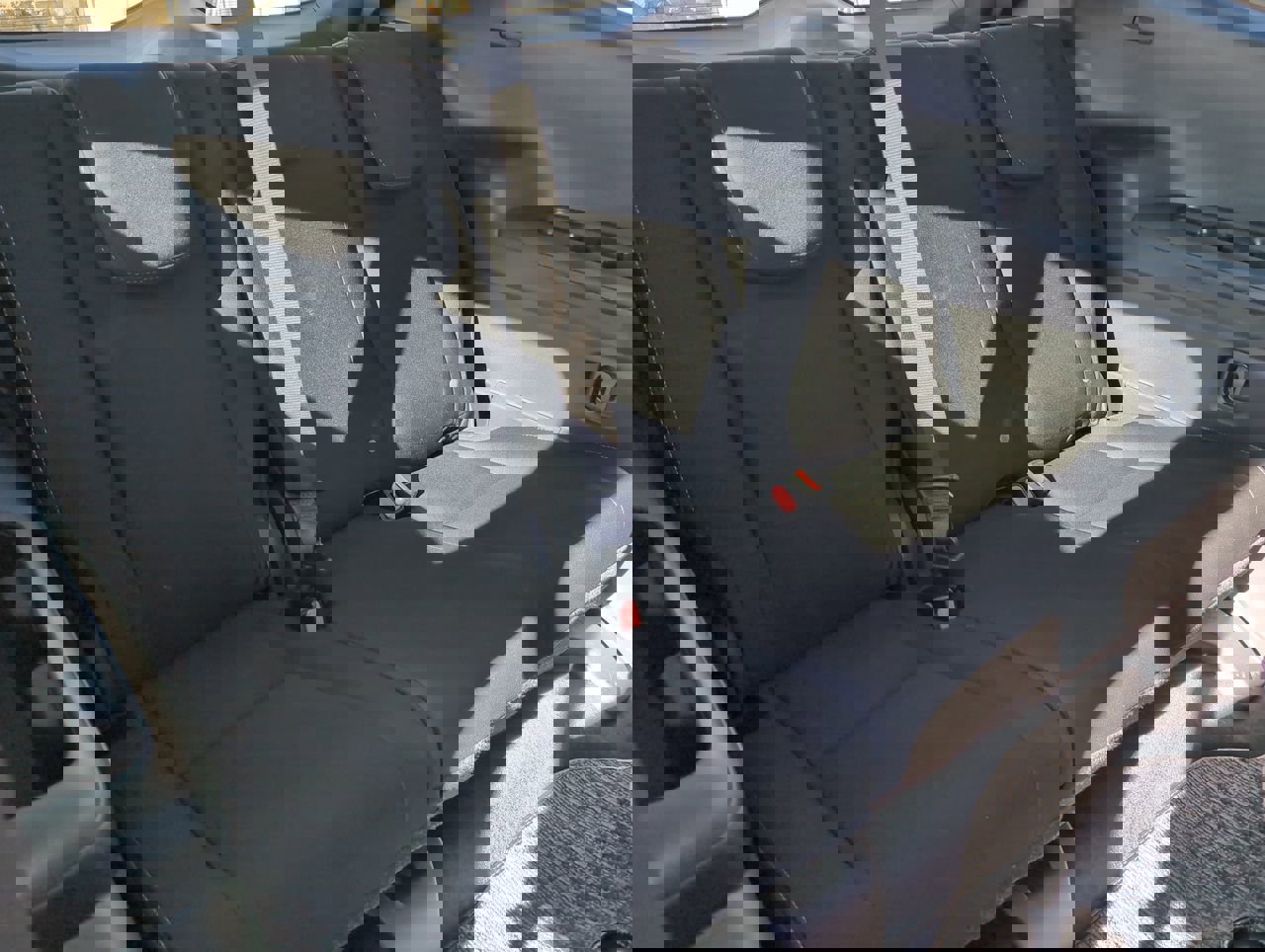 Used 2024 Subaru Ascent Premium w/ Convenience Package image 16