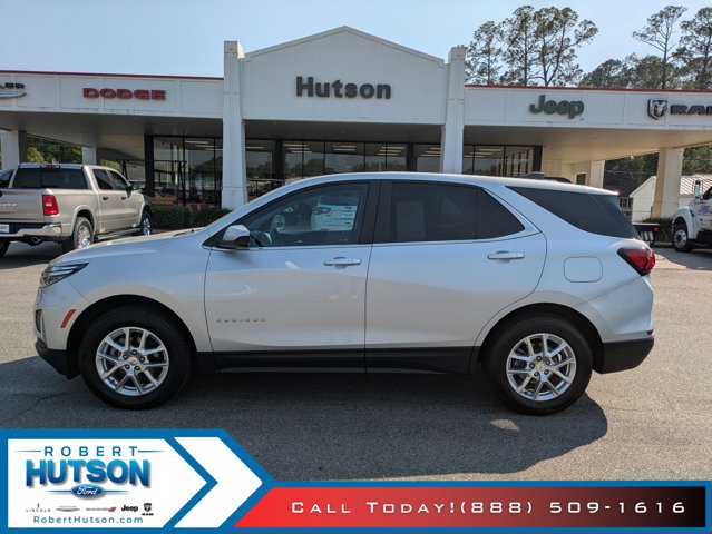 Used 2022 Chevrolet Equinox LT AWD/4WD image 1
