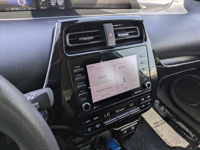 Used 2022 Toyota Prius LE FWD image 12