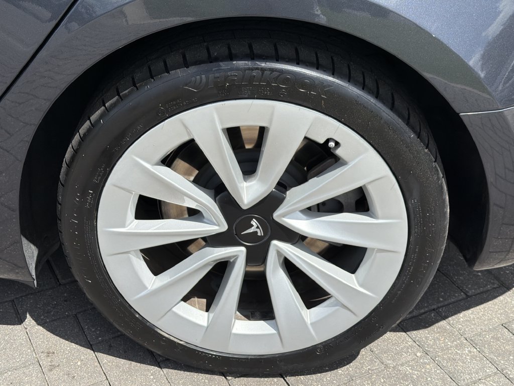 Used 2023 Tesla Model 3 Long Range AWD/4WD image 16