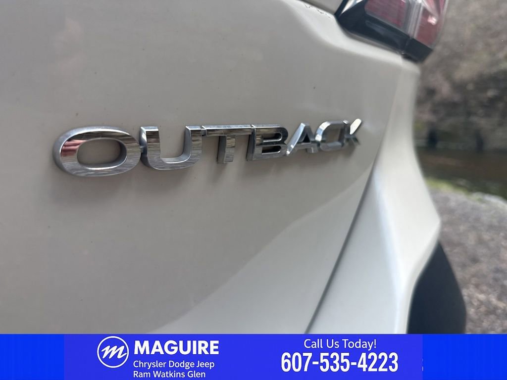 Used 2022 Subaru Outback Limited w/ Popular Package #2 AWD/4WD image 9
