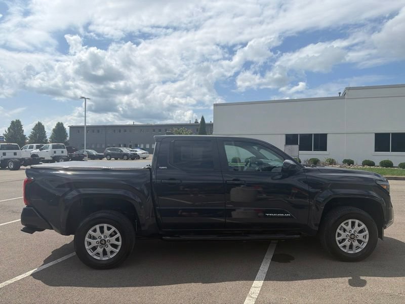 Used 2024 Toyota Tacoma SR5 AWD/4WD image 2