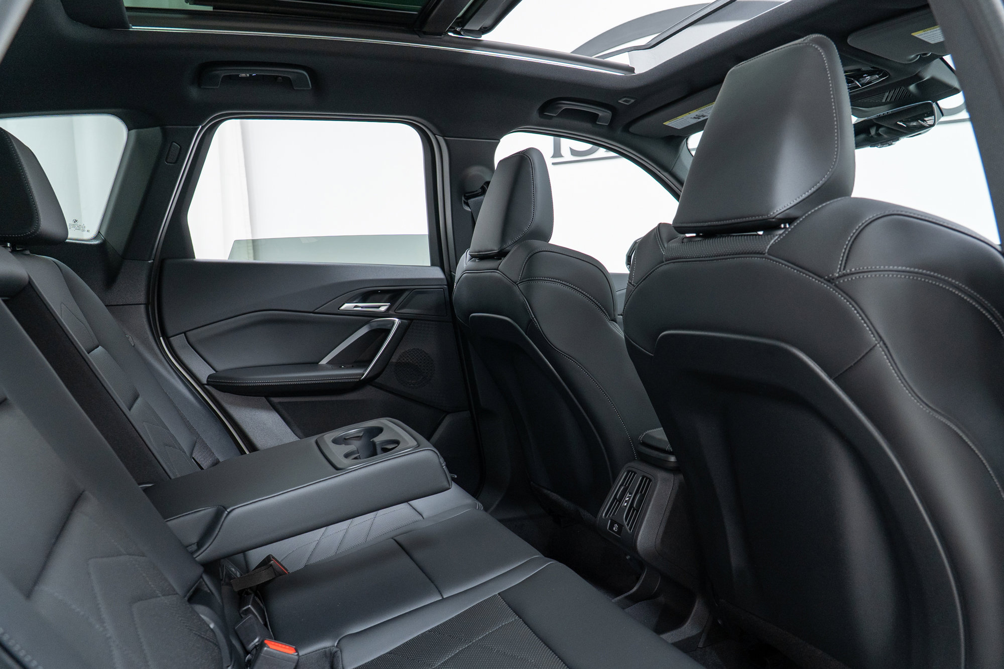 Used 2026 BMW X1 xDrive28i w/ M Sport Package image 23