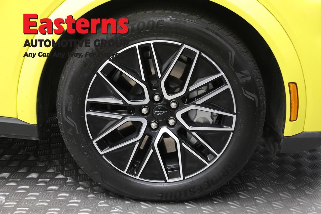 Used 2025 Ford Mustang Mach-E Premium AWD/4WD image 33