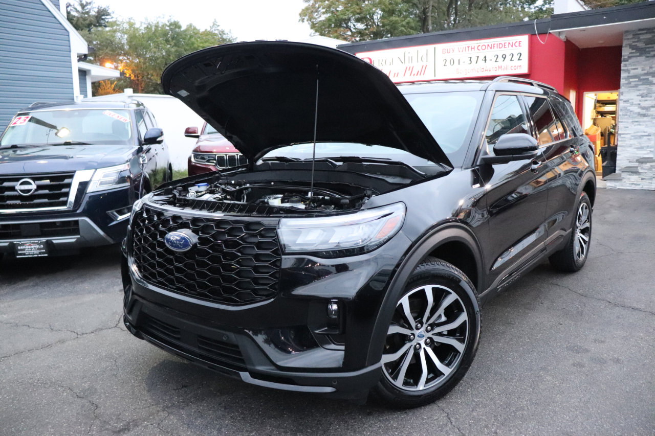 Used 2025 Ford Explorer ST-Line image 60