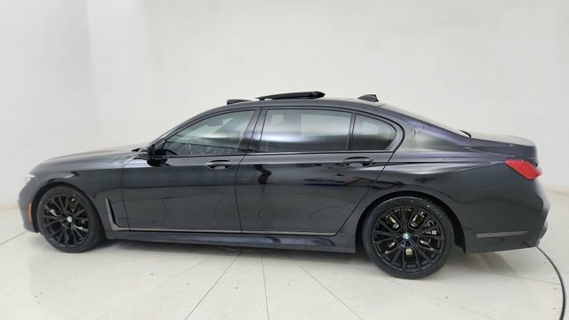 Used 2022 BMW 750i xDrive w/ Executive Package AWD/4WD image 4