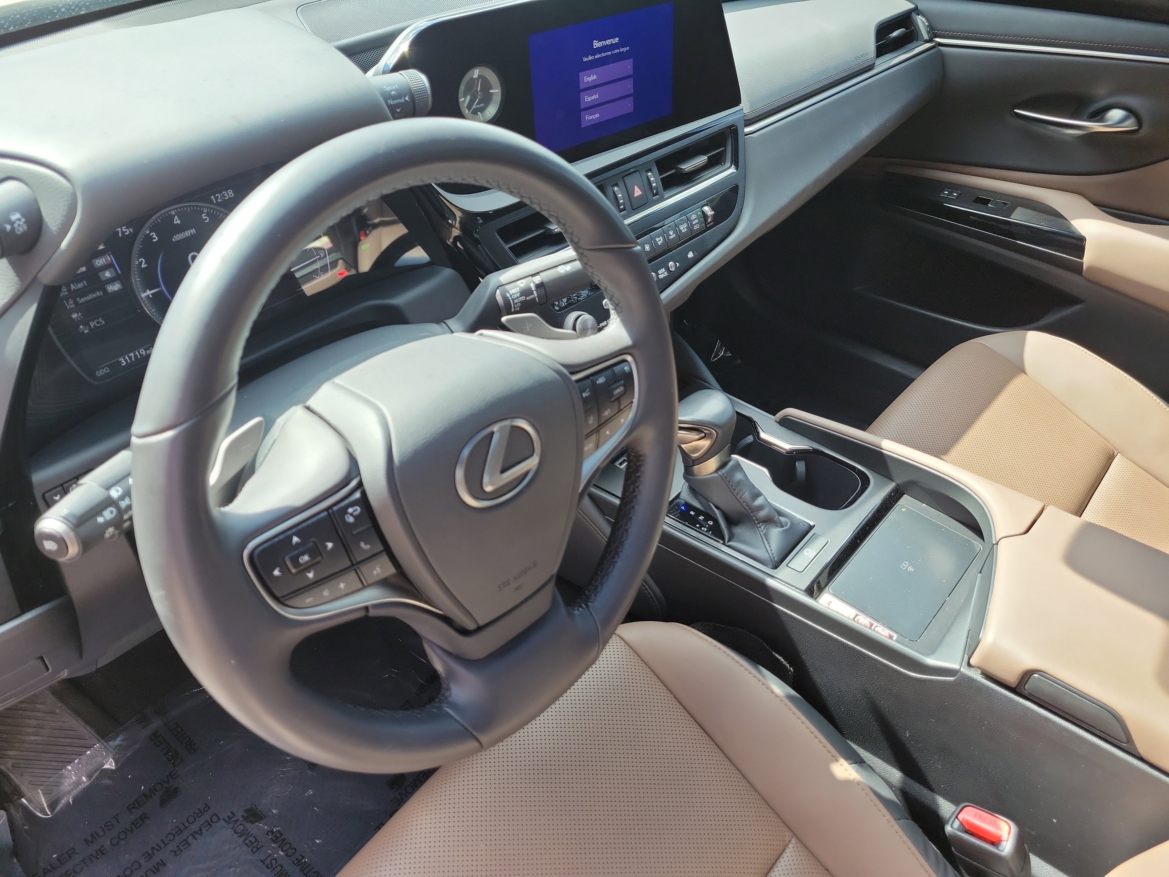 Certified 2023 Lexus ES 350 w/ Premium Package image 19