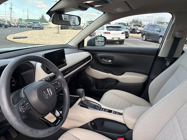 Used 2023 Honda HR-V LX image 24