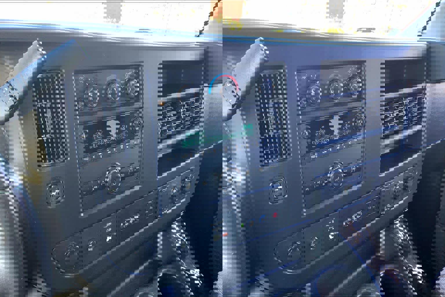 Used 2019 Chevrolet Express 3500 LT w/ LT Preferred Equipment Group image 21