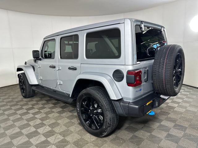 Used 2023 Jeep Wrangler Unlimited Sahara w/ Cold Weather Group AWD/4WD image 5