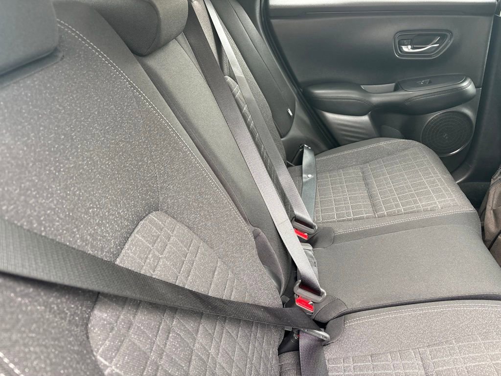 Used 2023 Honda HR-V LX image 25