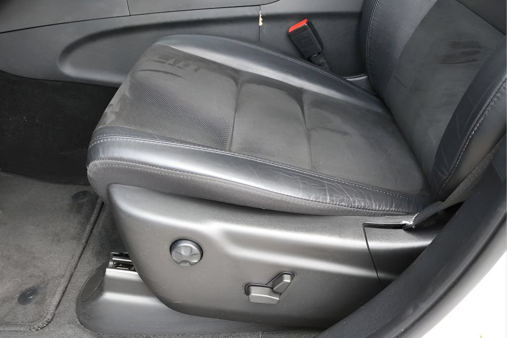 Used 2022 Jeep Grand Cherokee Laredo X RWD image 16