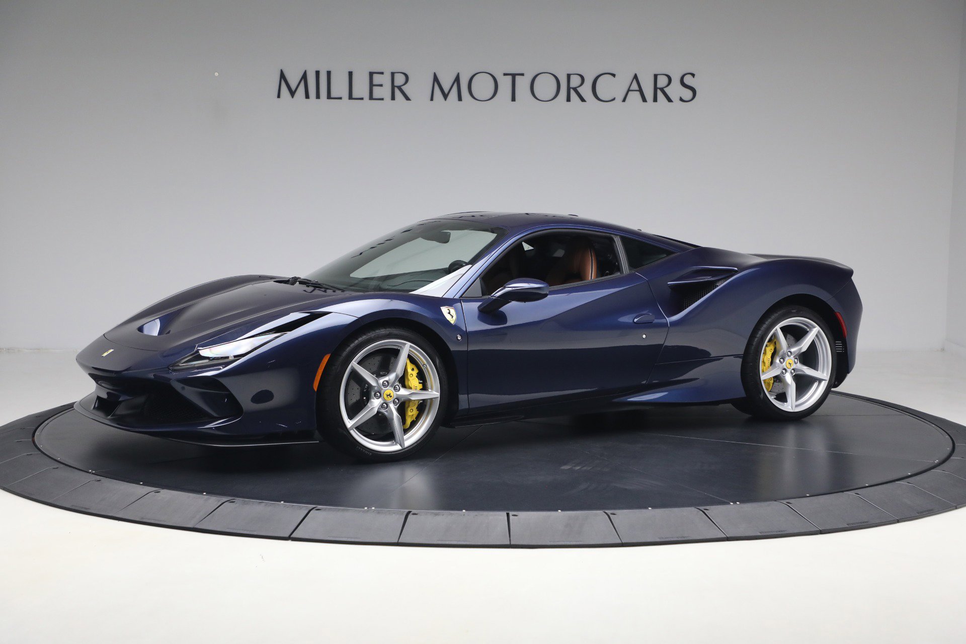 Certified 2022 Ferrari F8 Tributo RWD image 2
