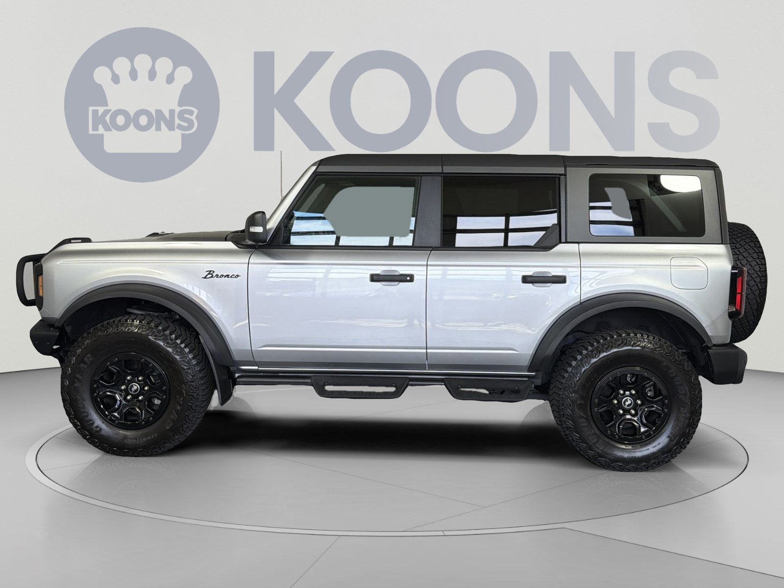 Used 2024 Ford Bronco Wildtrak AWD/4WD image 2