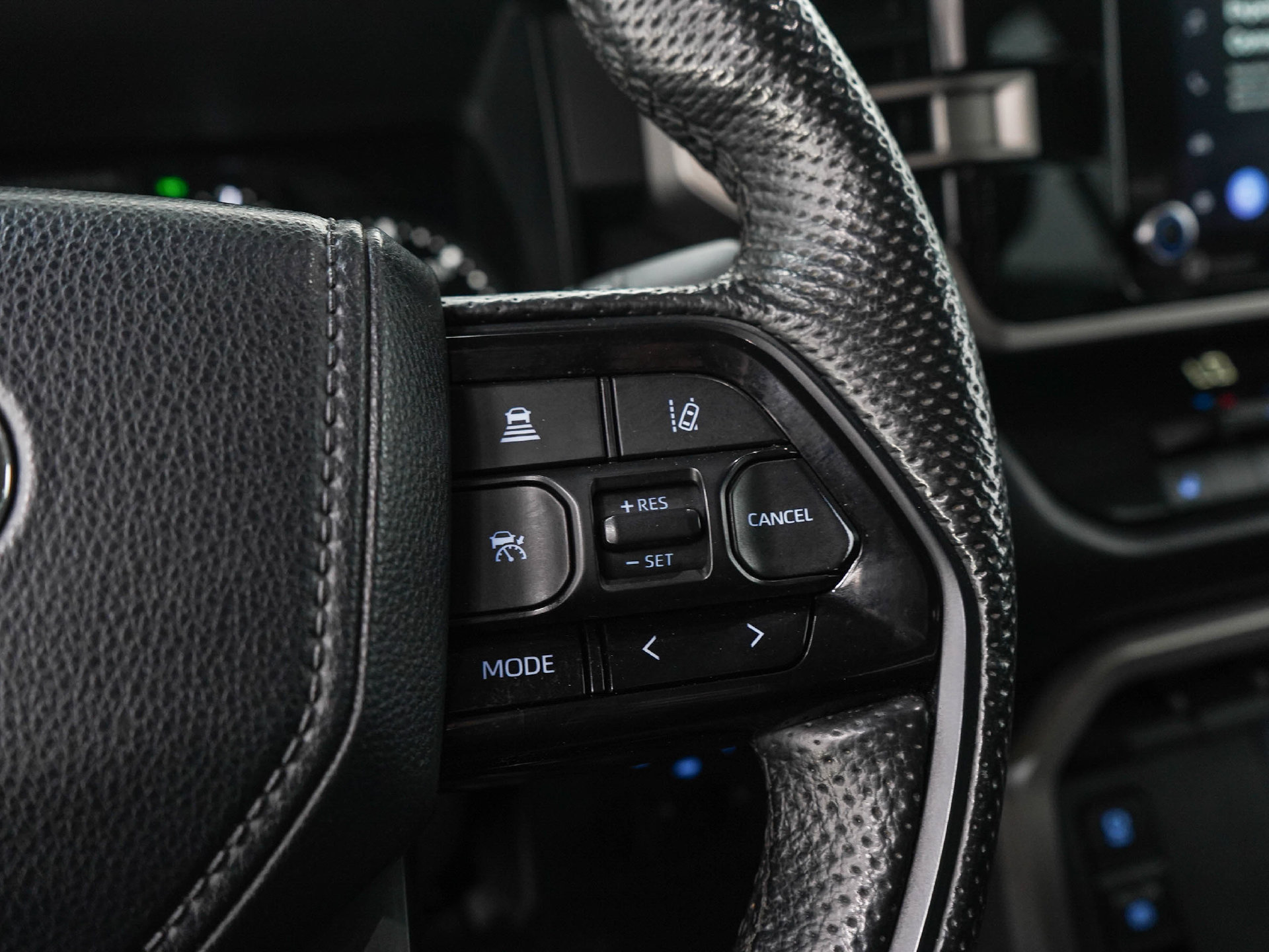 Used 2022 Toyota Tundra SR5 AWD/4WD image 27