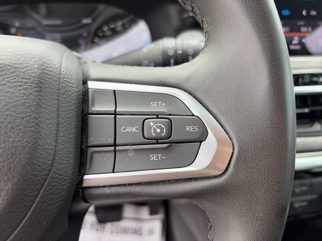Used 2024 Jeep Compass Latitude AWD/4WD image 18