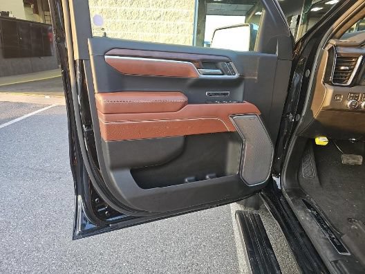 Used 2025 GMC Sierra 1500 Denali Ultimate AWD/4WD image 13