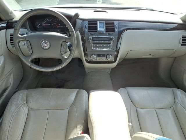 Used 2008 Cadillac DTS FWD image 7