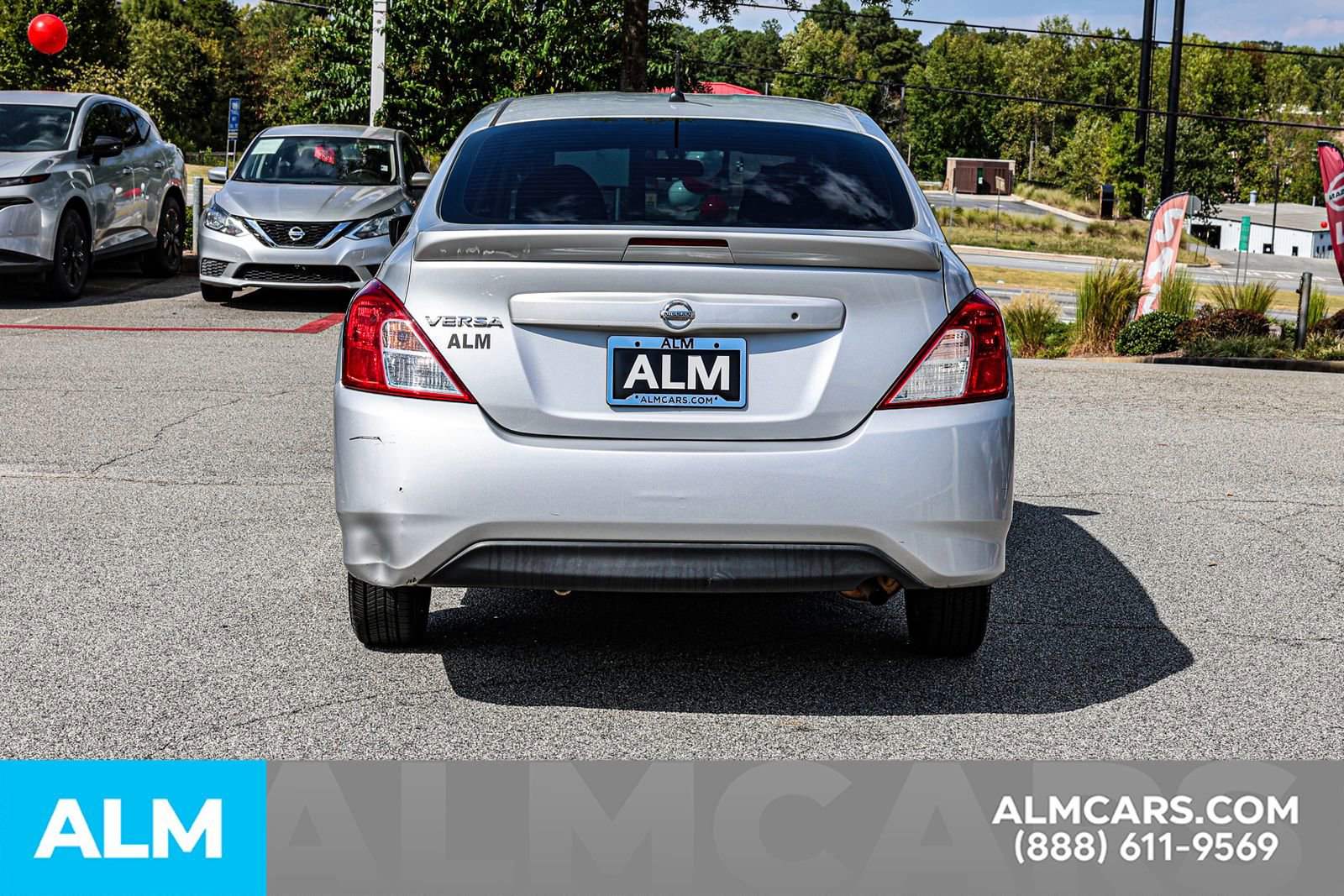 Used 2017 Nissan Versa S Plus image 12