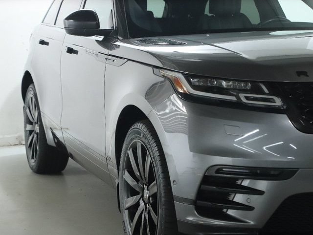Used 2019 Land Rover Range Rover Velar R-Dynamic SE AWD/4WD image 12