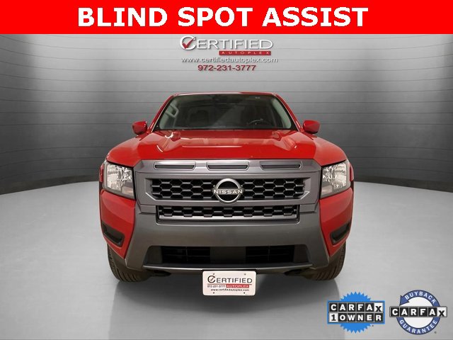 Used 2025 Nissan Frontier SV image 2