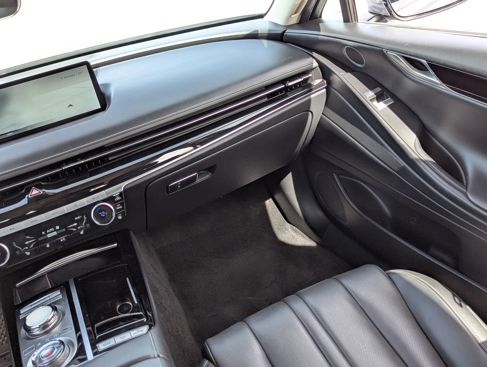 Used 2023 Genesis G80 2.5T image 17