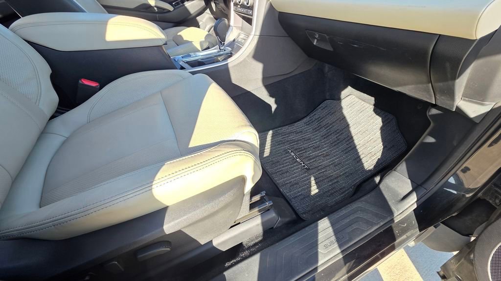 Used 2020 Subaru Ascent Limited w/ Popular Package #2A image 14